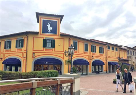 Barberino Designer Outlets: Shopping in Barberino di 